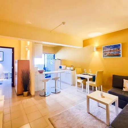 Apartamento Flh Modest Flat With Balcony