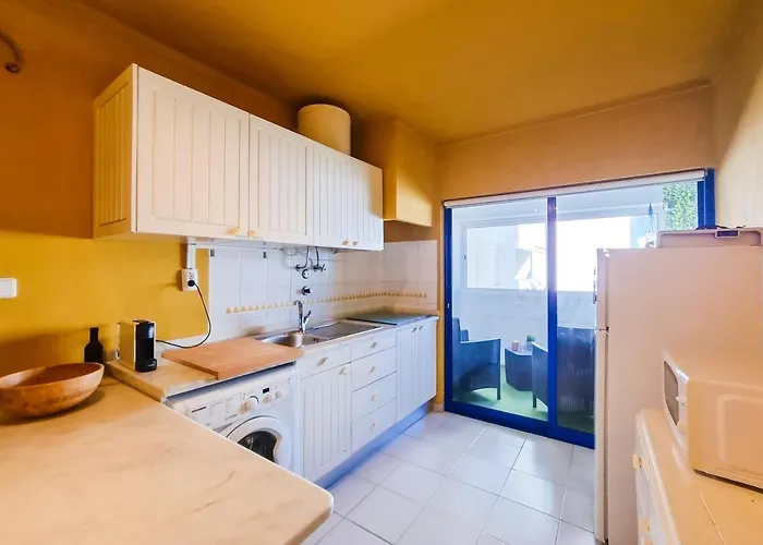 شقة Flh Modest Flat With Balcony بورتيماو