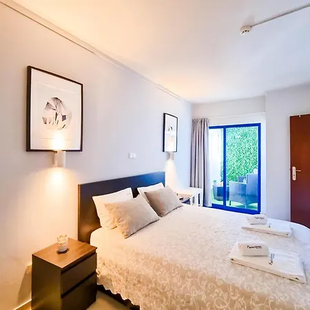 Apartament Flh Modest Flat With Balcony